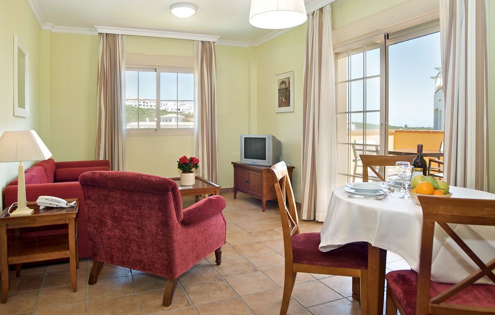Apartamentos Vista Real Alcaidesa Exteriör bild